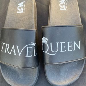 Travel Queen Slidess